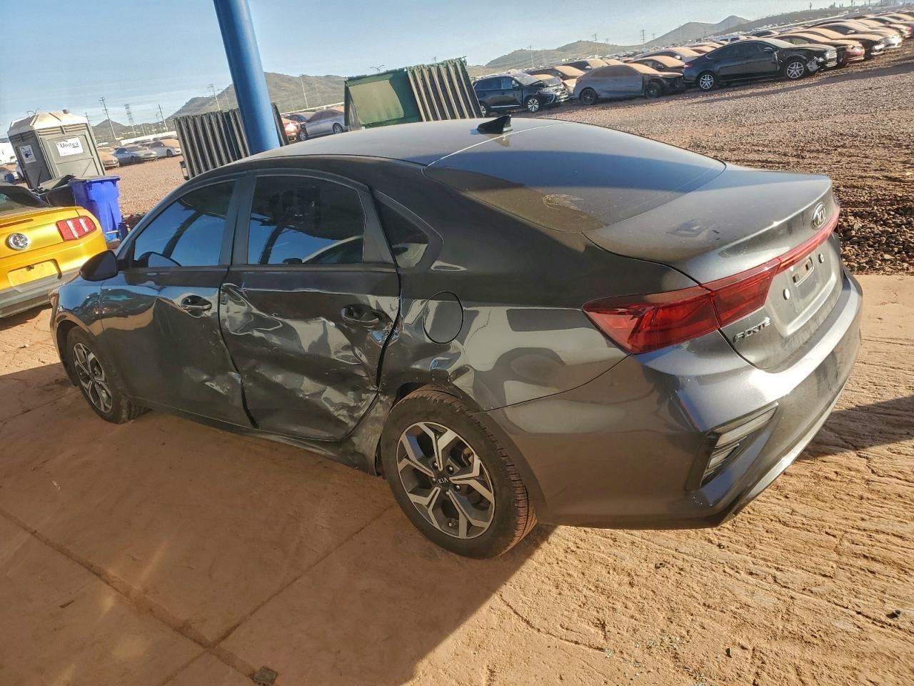 2021 KIA Forte fe