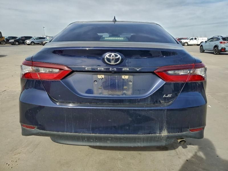 2022 Toyota Camry le