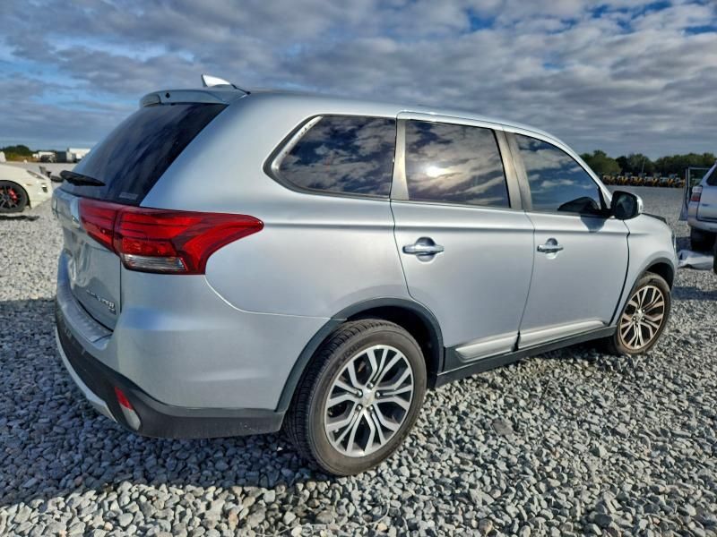 2017 Mitsubishi Outlander se