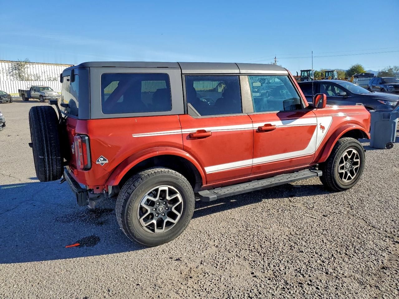 2023 Ford Bronco Base