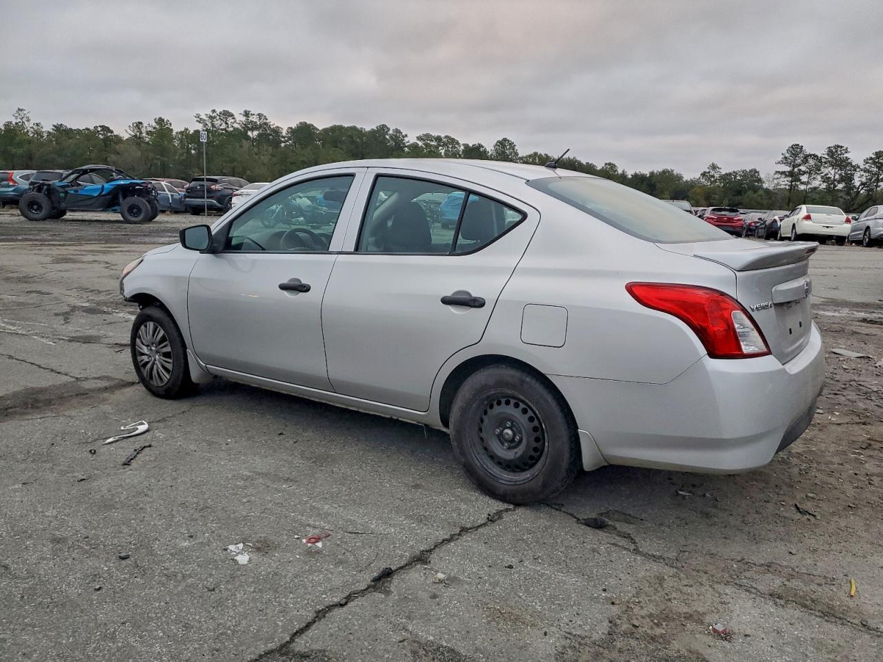 2019 Niss Versa s Plus