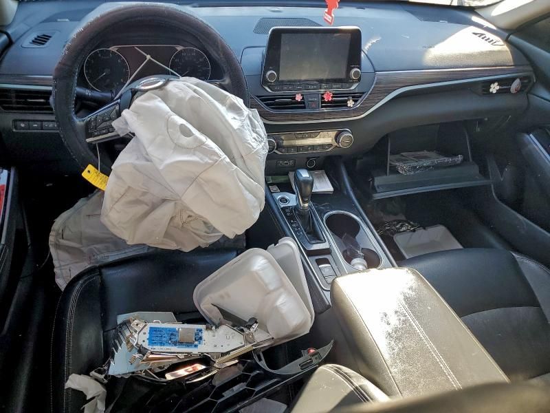 2020 Nissan Altima sl