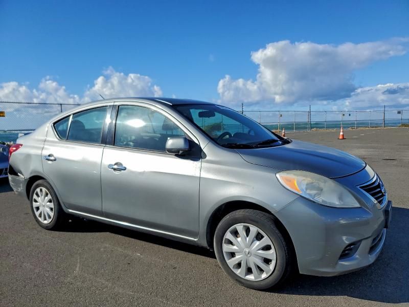 2014 Nissan Versa S