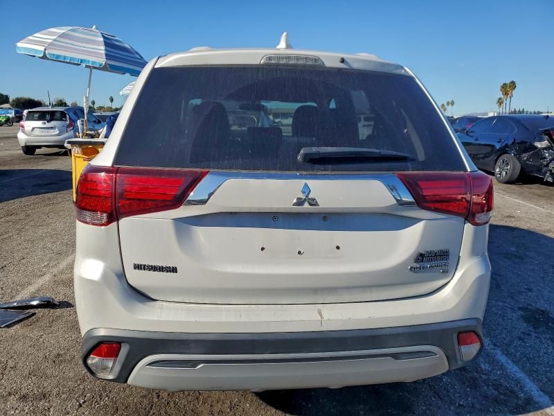 2019 Mitsubishi Outlander se