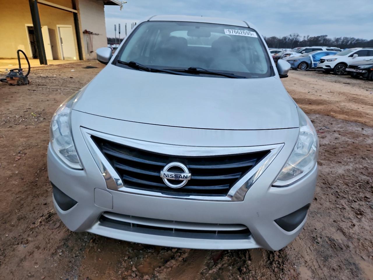 2018 Nissan Versa s