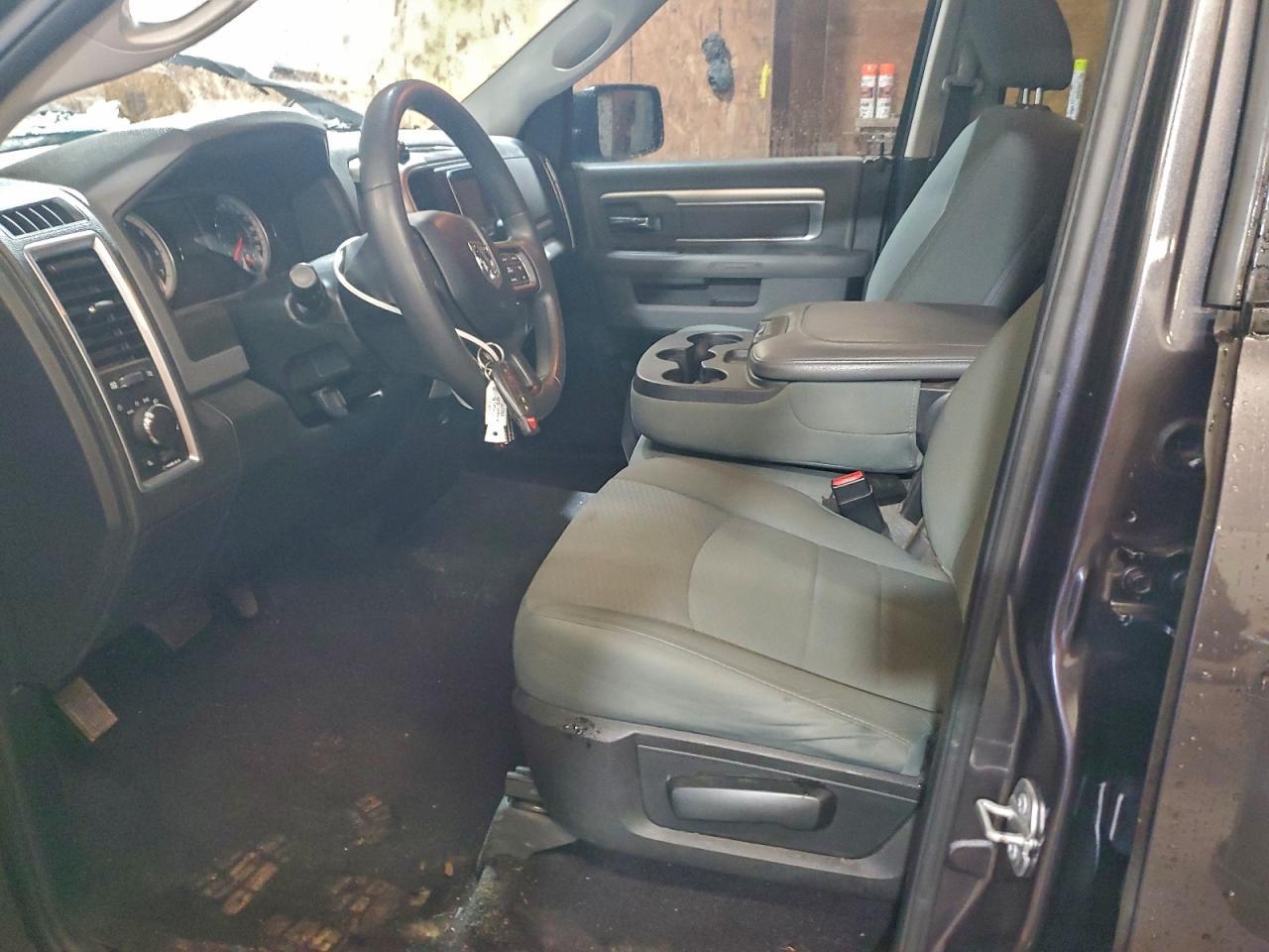 2018 Dodge Ram 1500 slt
