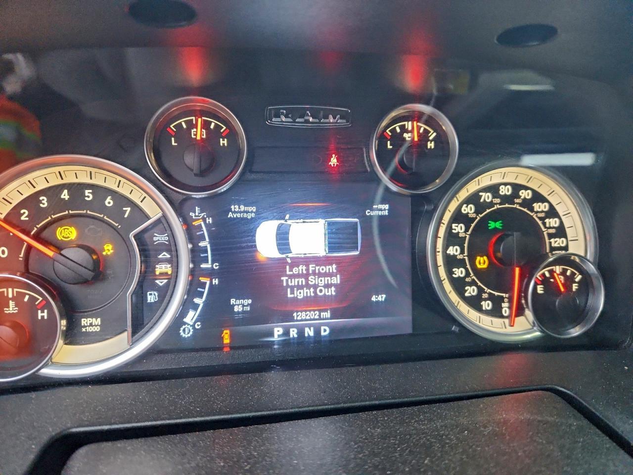 2015 Dodge RAM 1500 SLT