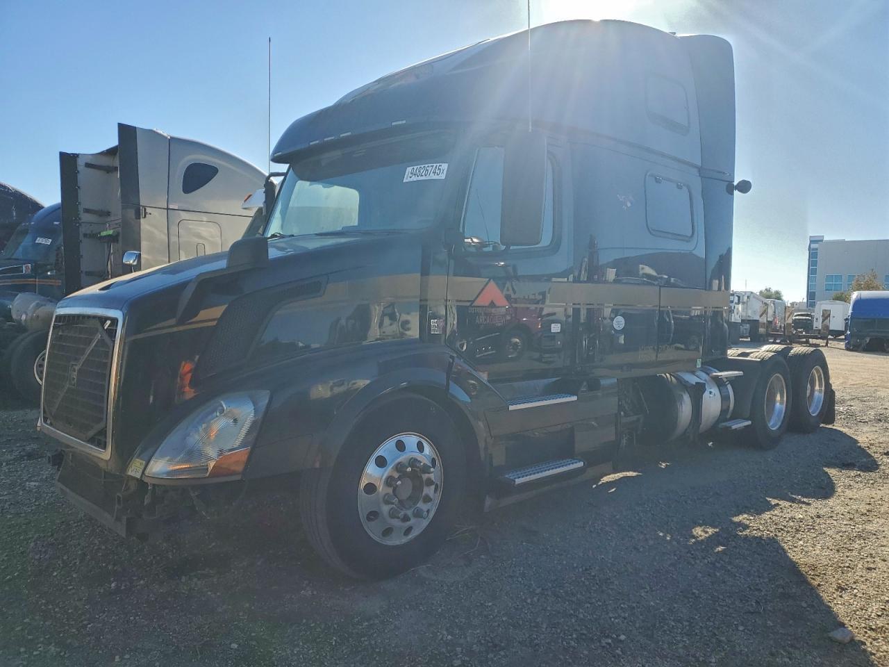 2017 Volvo VNL Semi Truck