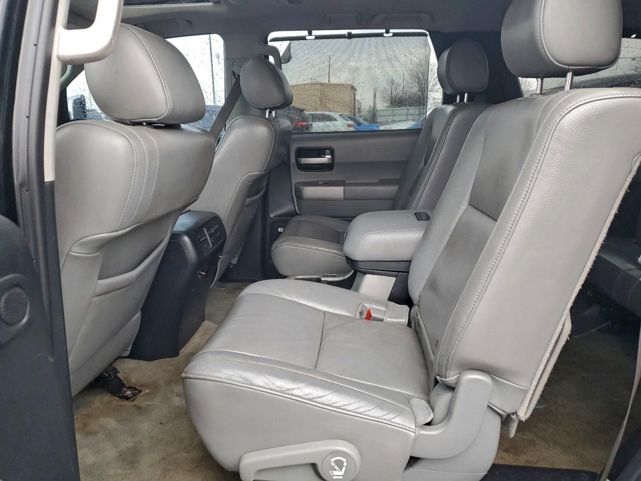 2008 Toyota Sequoia Platinum