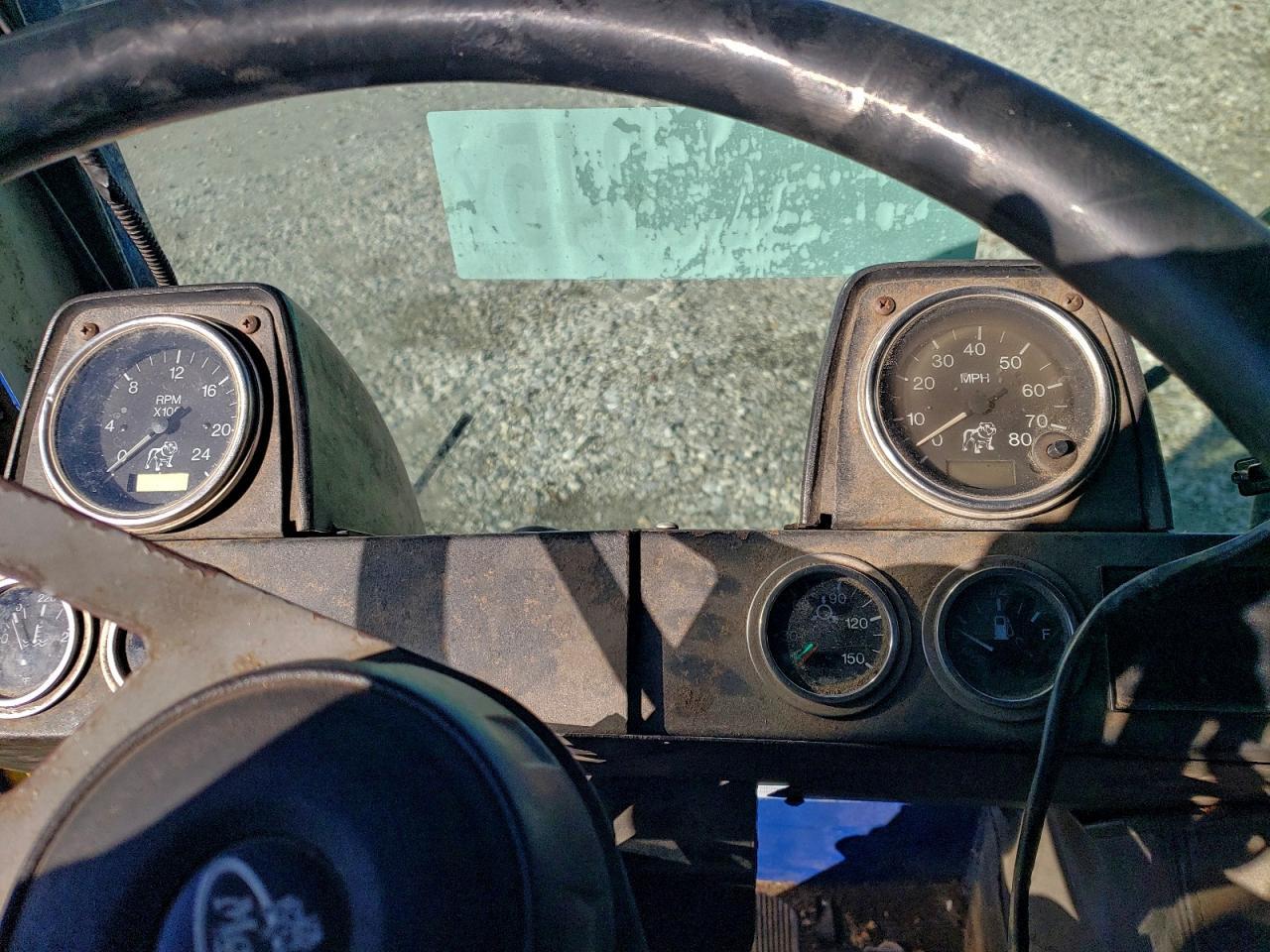 2005 Mack MR688S Refuse Truck