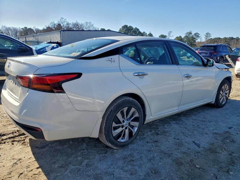 2021 Nissan Altima s