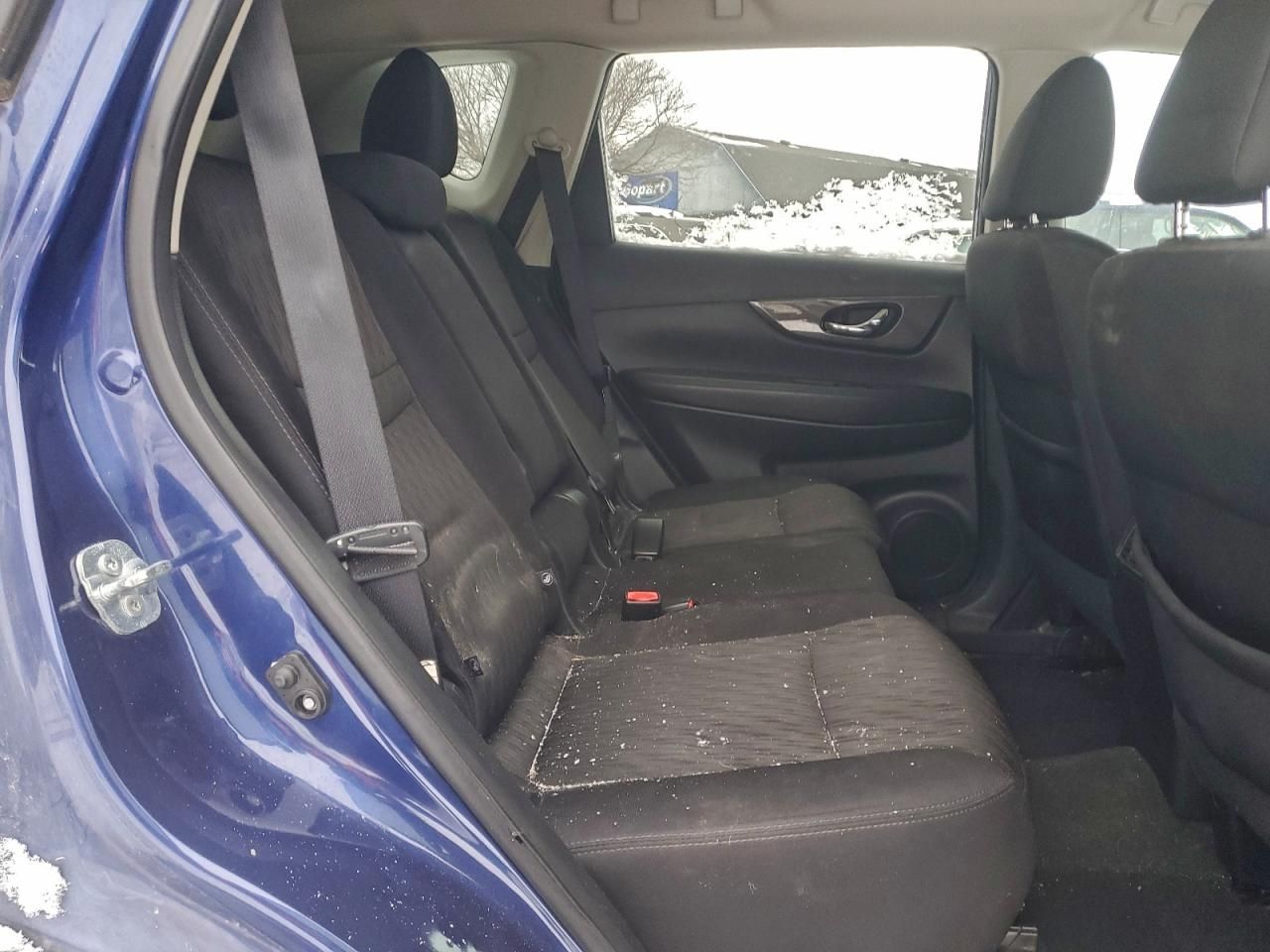 2017 Nissan Rogue sv