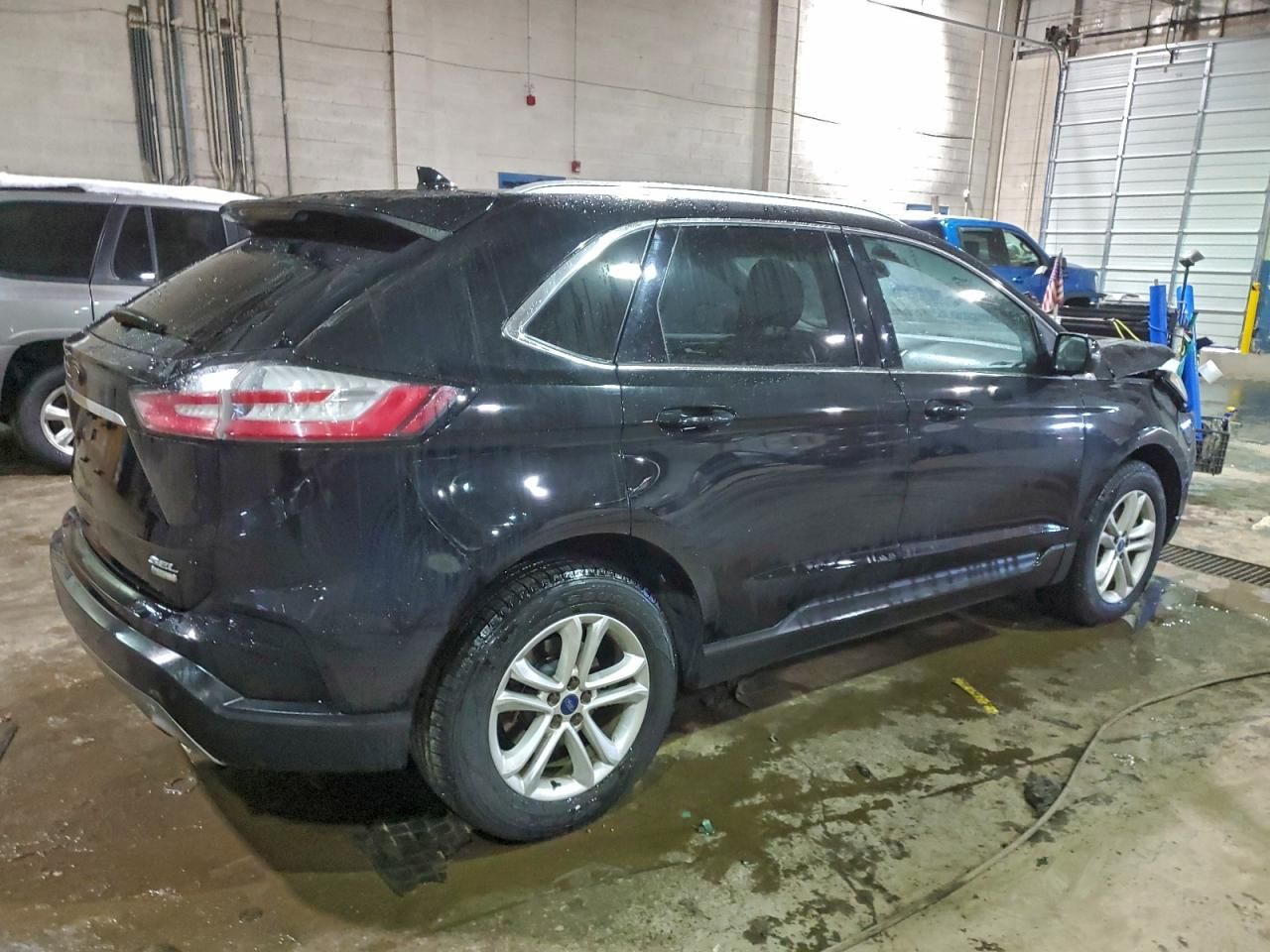 2019 Ford Edge sel
