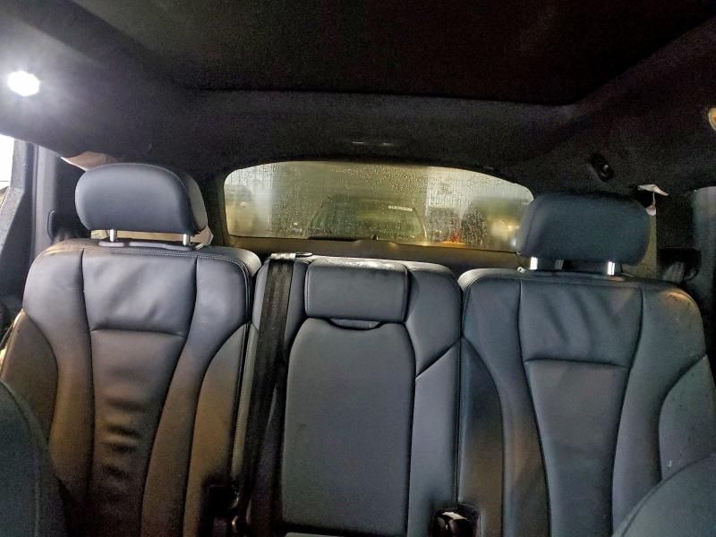 2021 Audi Q7 Premium