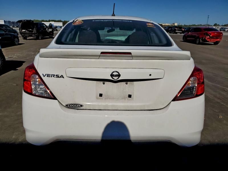 2018 Nissan Versa s