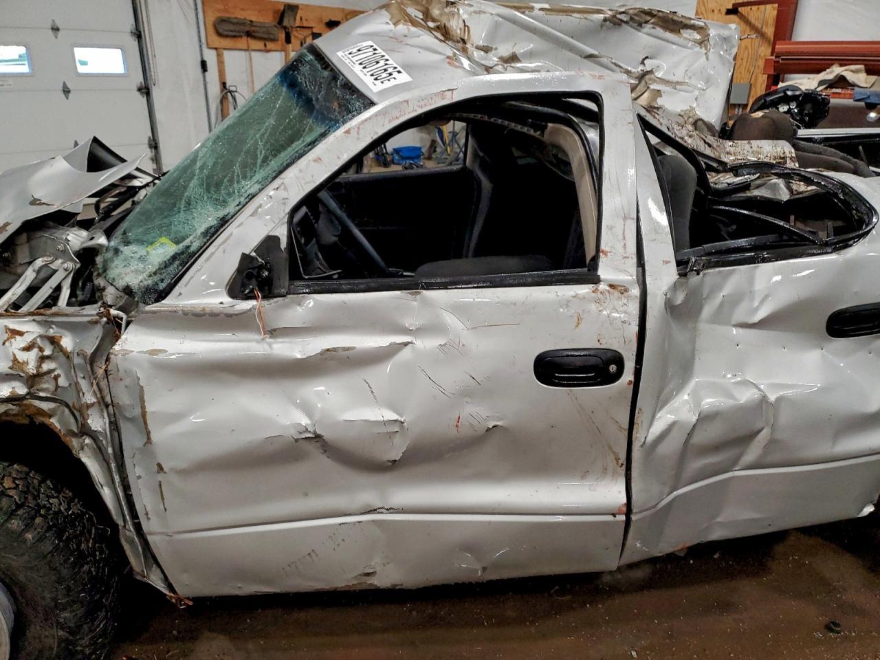 2003 Dodge Dakota Quad Sport