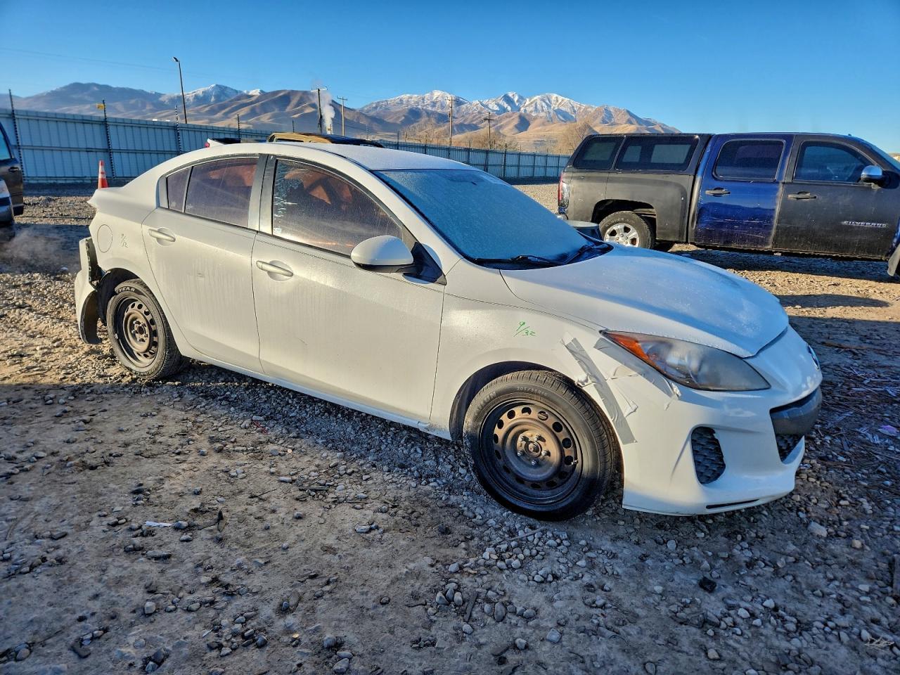 2013 Mazda 3 I