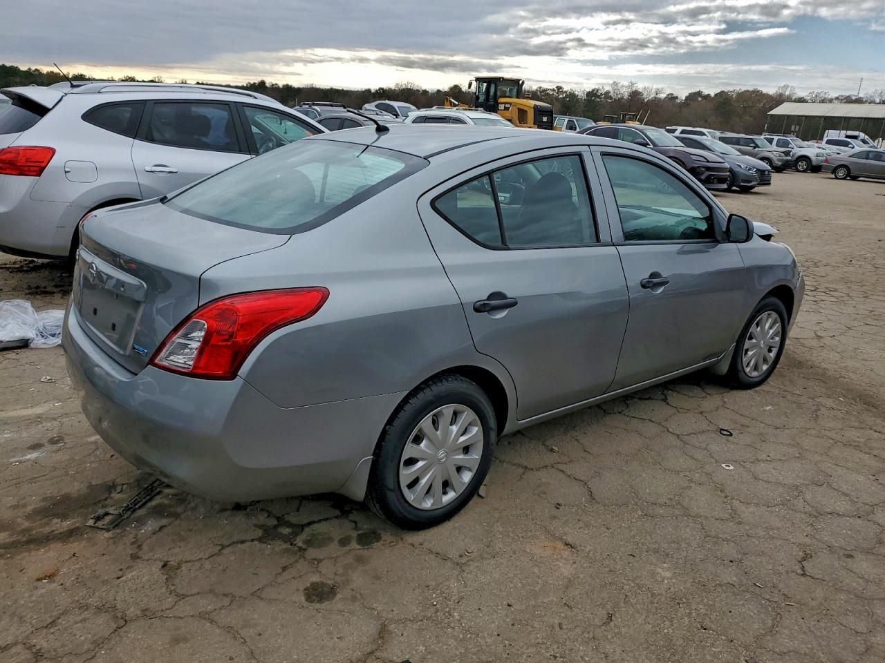 2012 Nissan Versa s