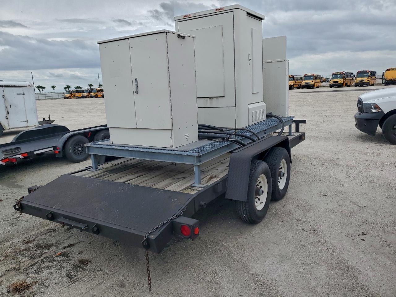 2005 Hmad 2005 MYY5 Trailer MODEL: 18