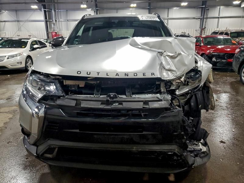 2020 Mitsubishi Outlander se