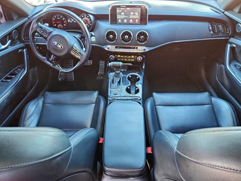 2021 KIA Stinger