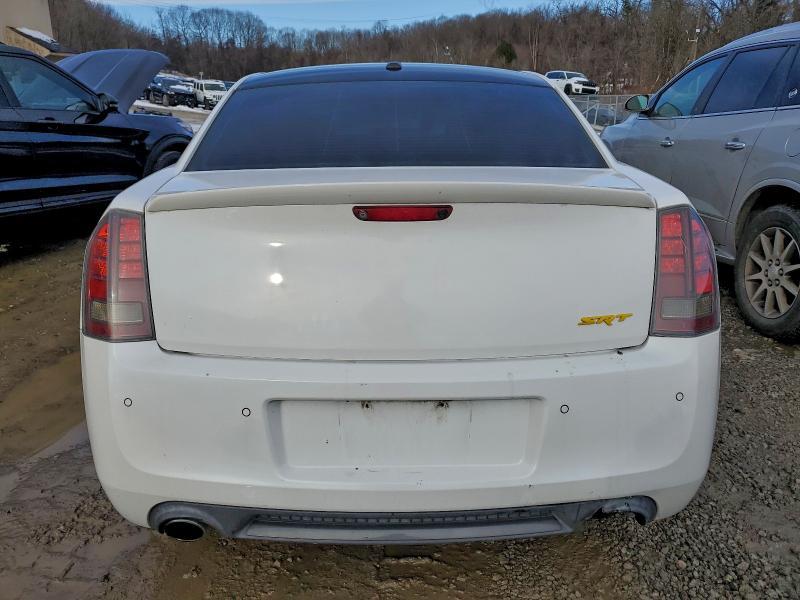 2014 Chrysler 300 Srt-8