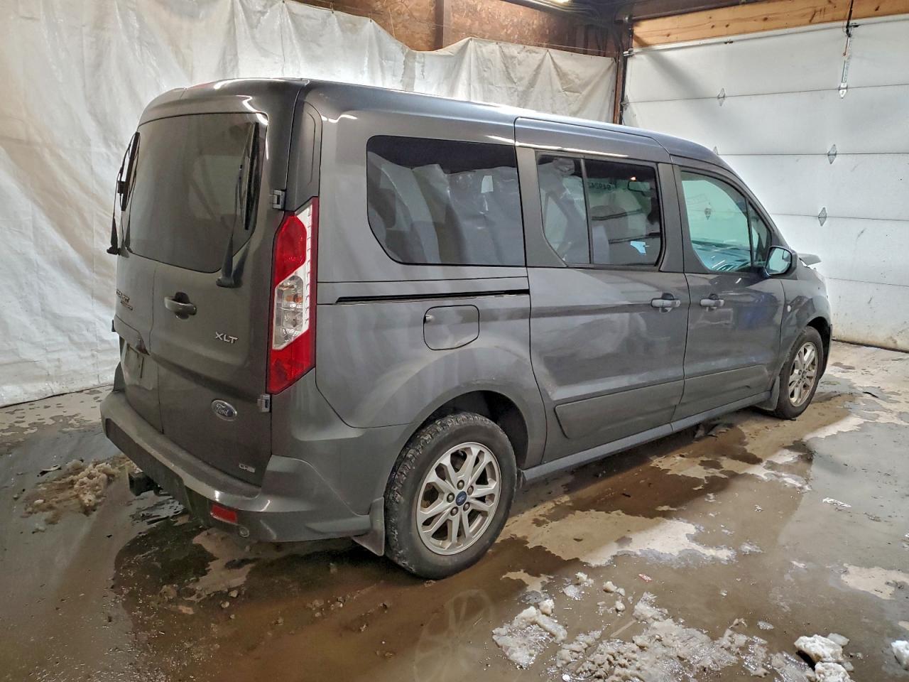 2022 Ford Transit Connect XLT