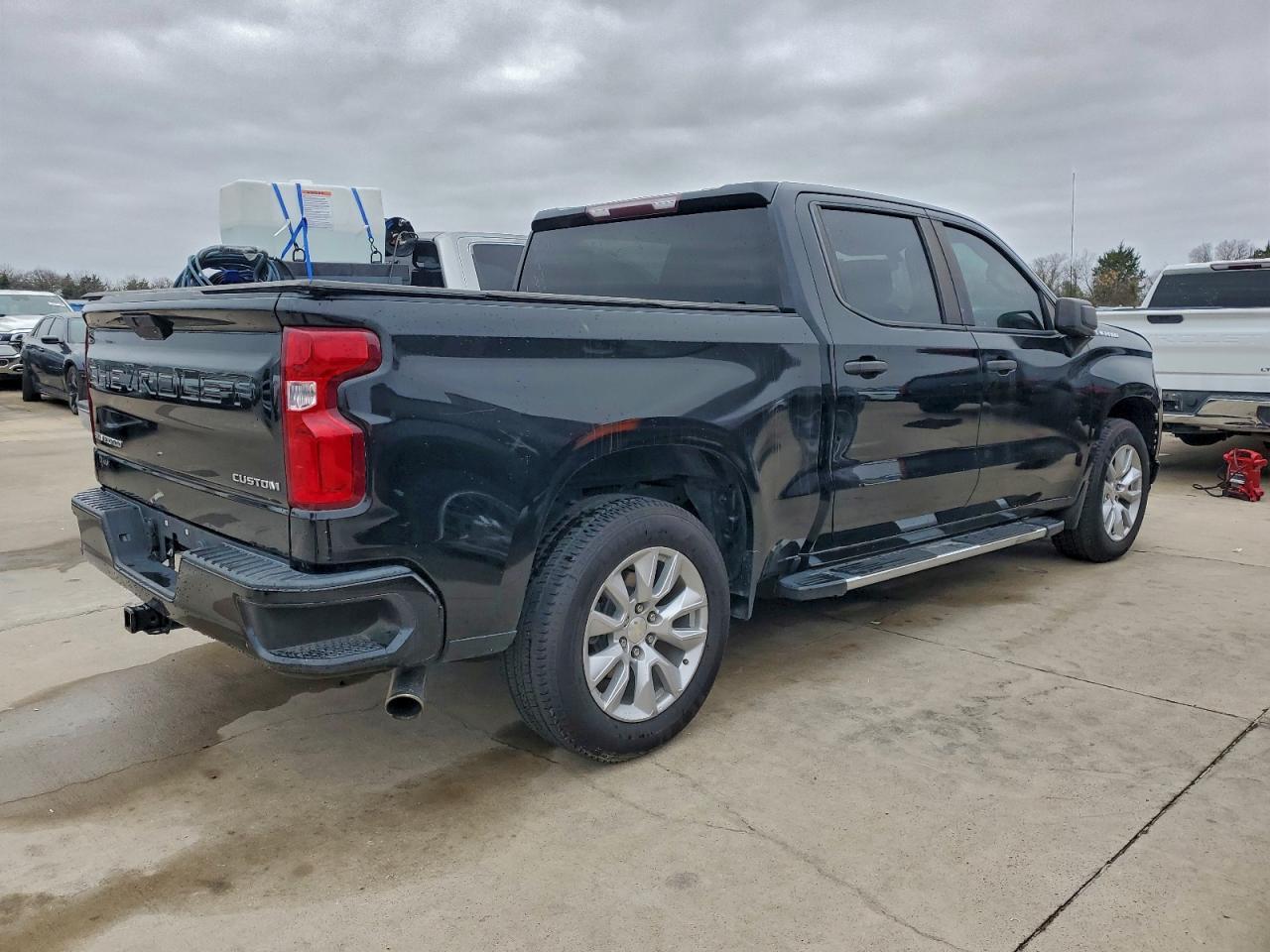 2020 Chevrolet Silverado C1500 Custom