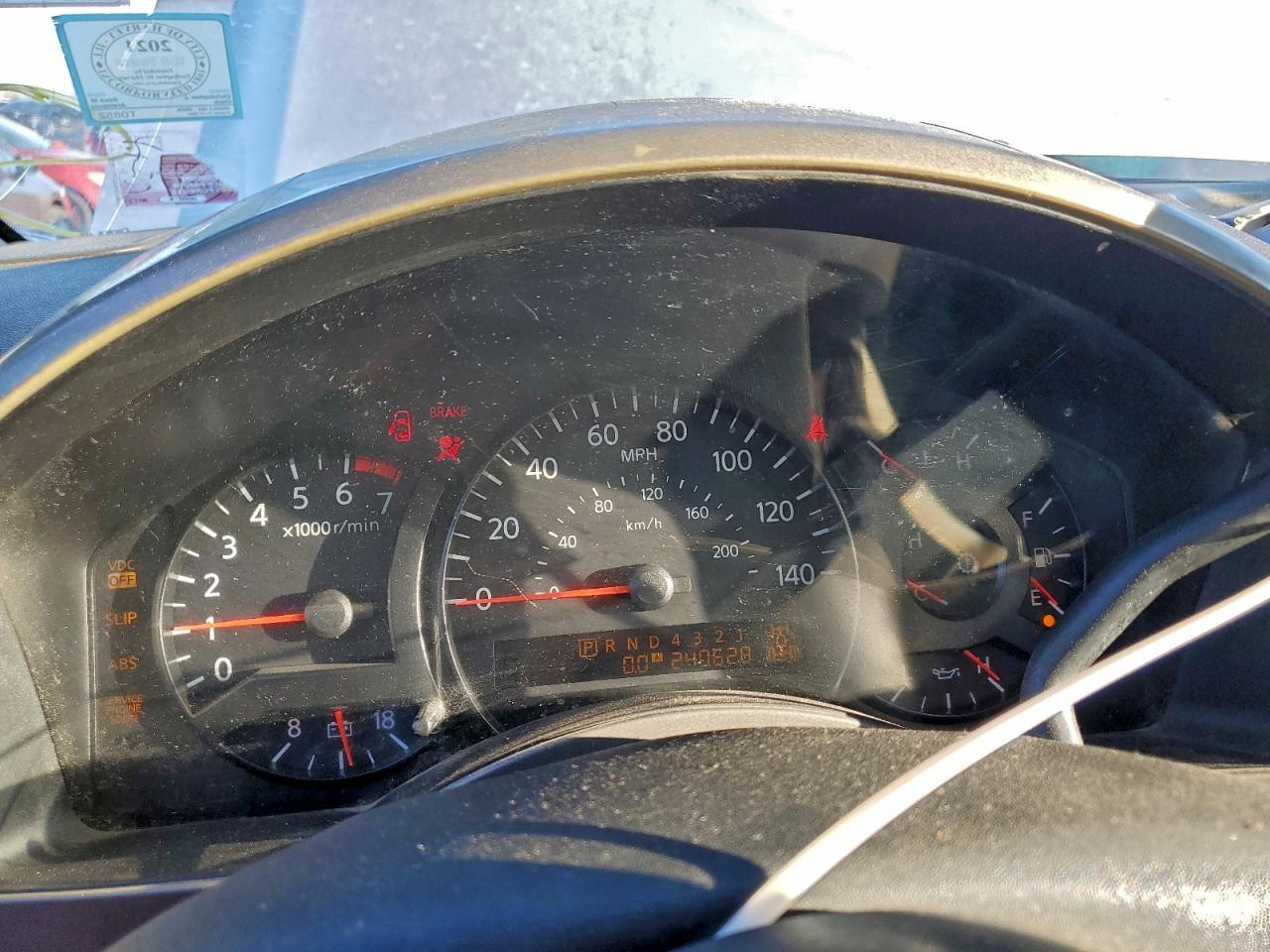 2004 Nissan Titan XE
