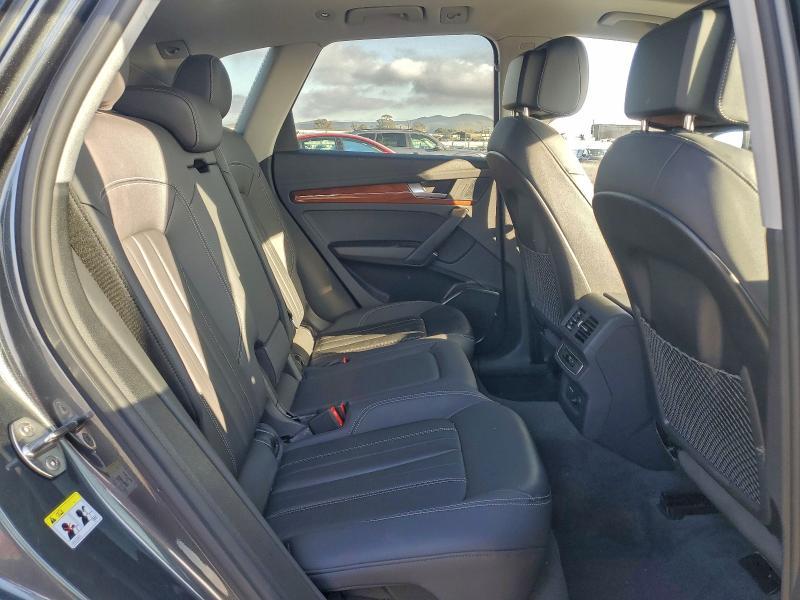 2023 Audi Q5 Premium 45
