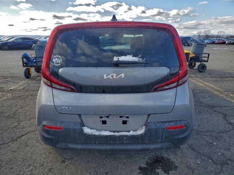2022 KIA Soul lx