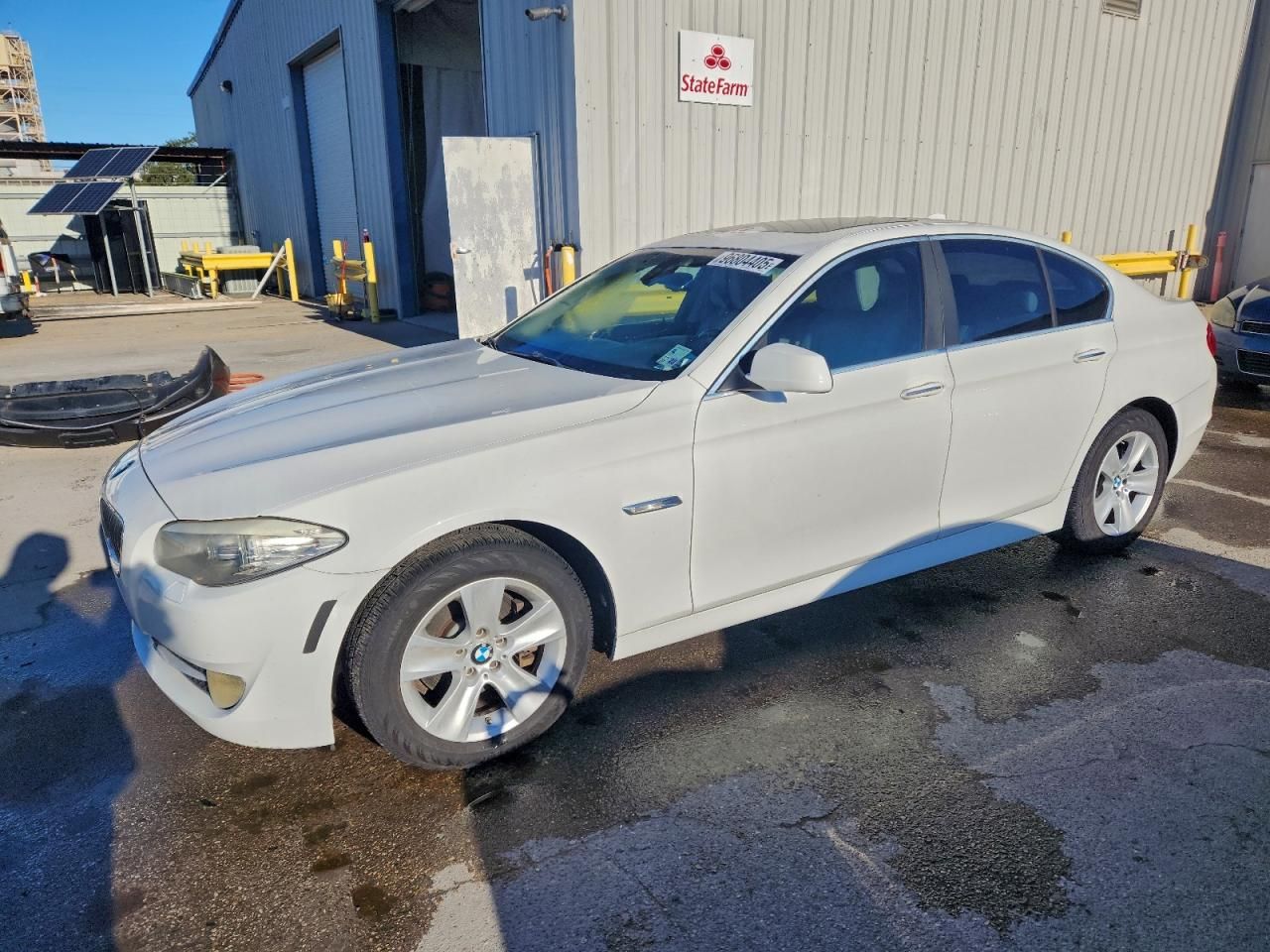 2011 BMW 528 i