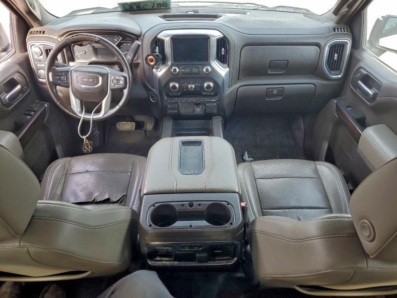 2020 GMC Sierra K1500 slt