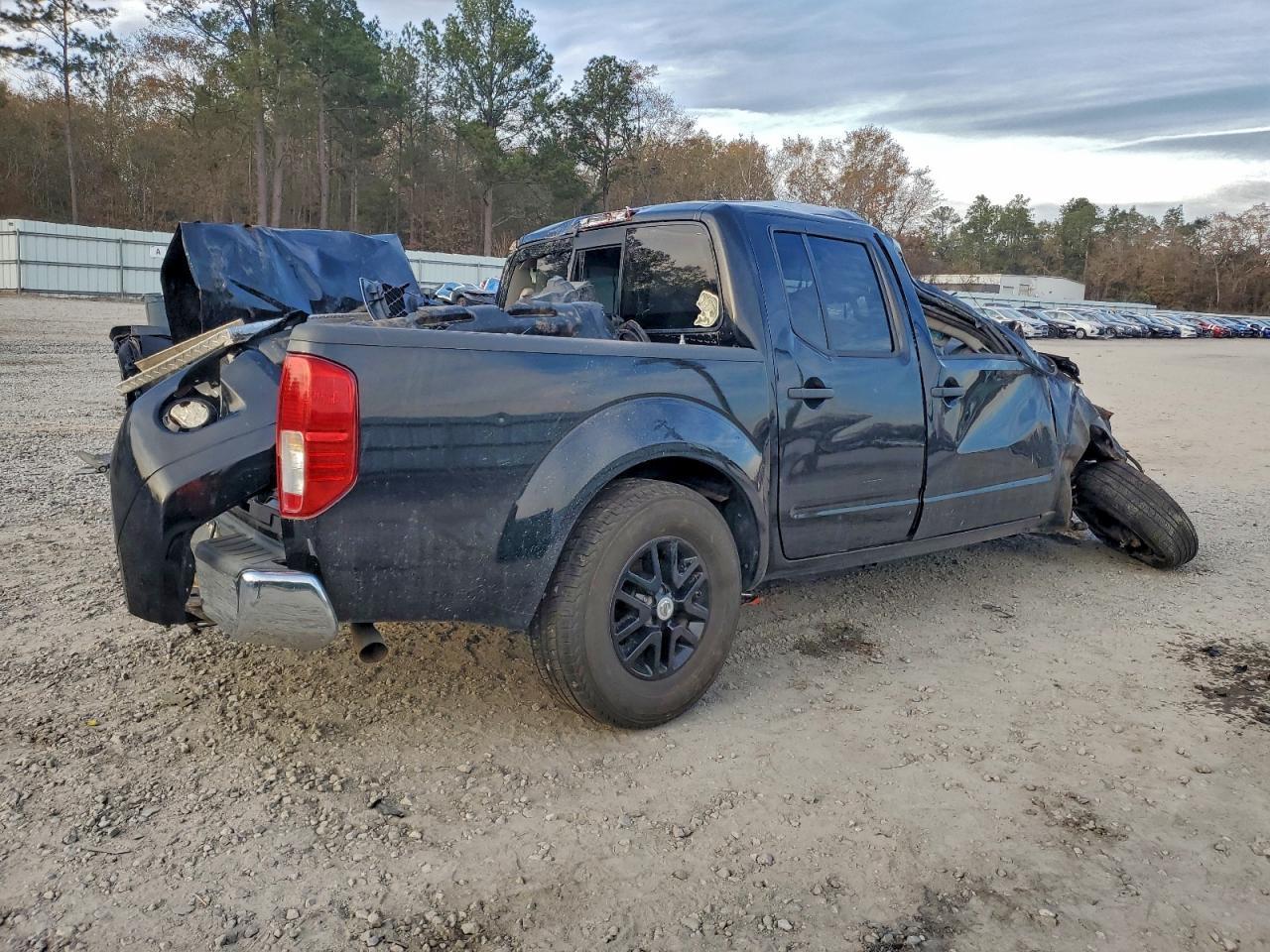 2018 Nissan Frontier s