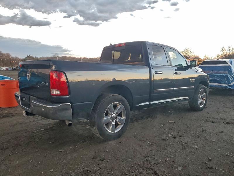 2015 Dodge RAM 1500 SLT