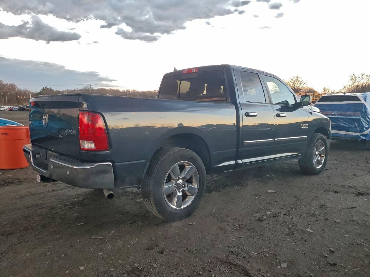 2015 Dodge RAM 1500 SLT