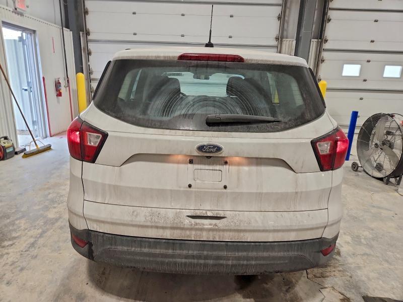 2019 Ford Escape s