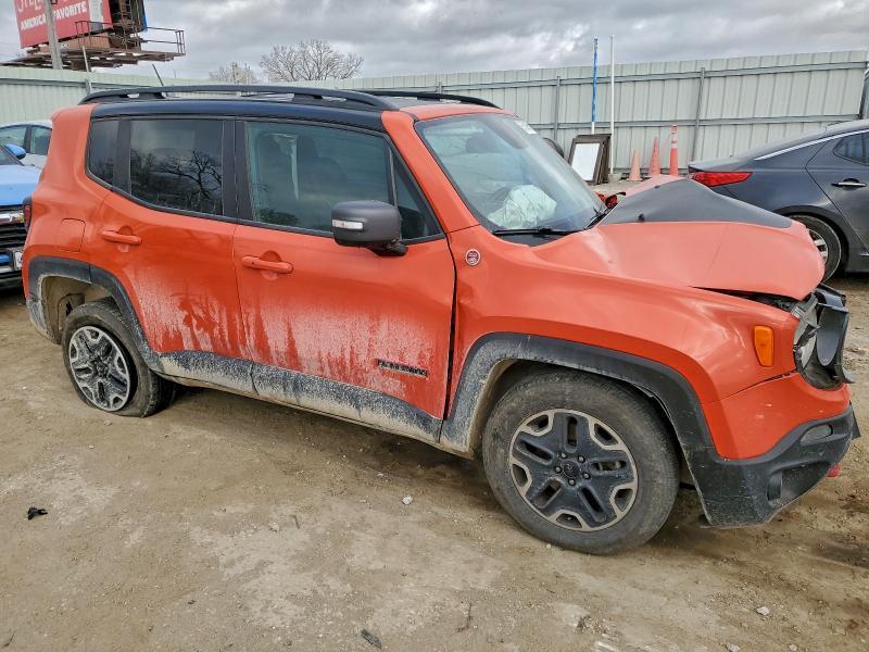 2016 Jeep Renegade Trailhawk