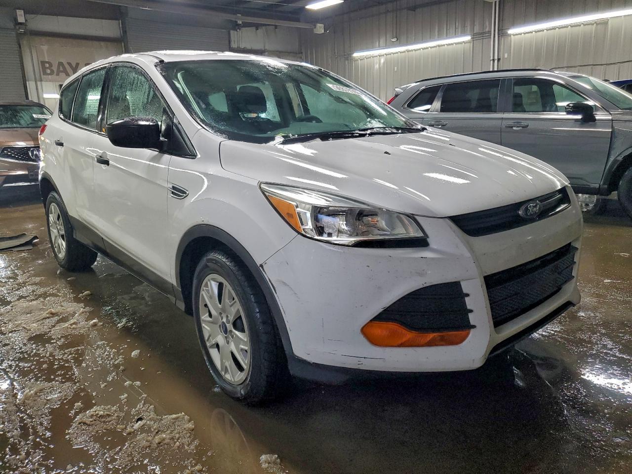 2014 Ford Escape s