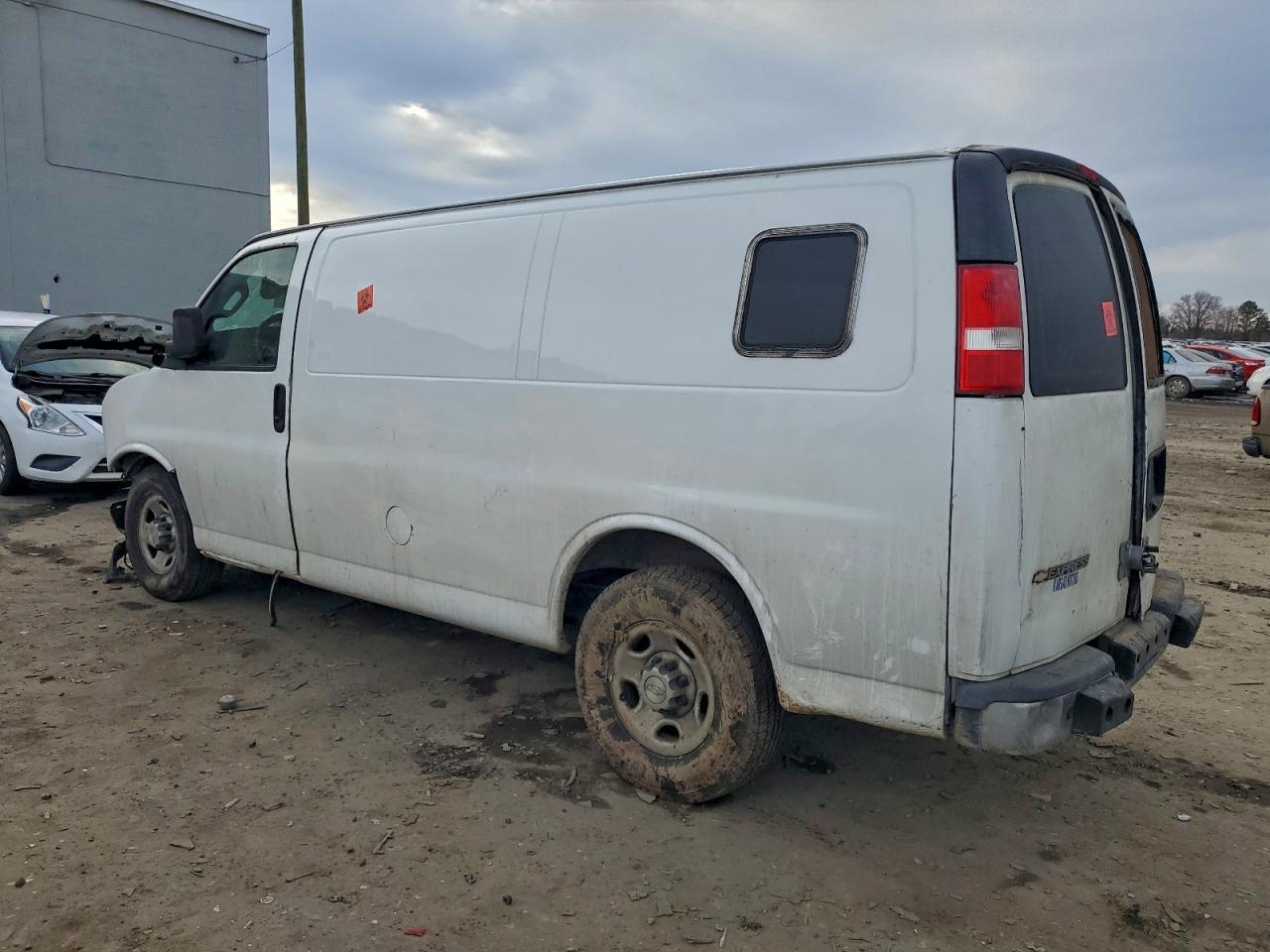 2017 Chevrolet Express 2500 Delivery Van