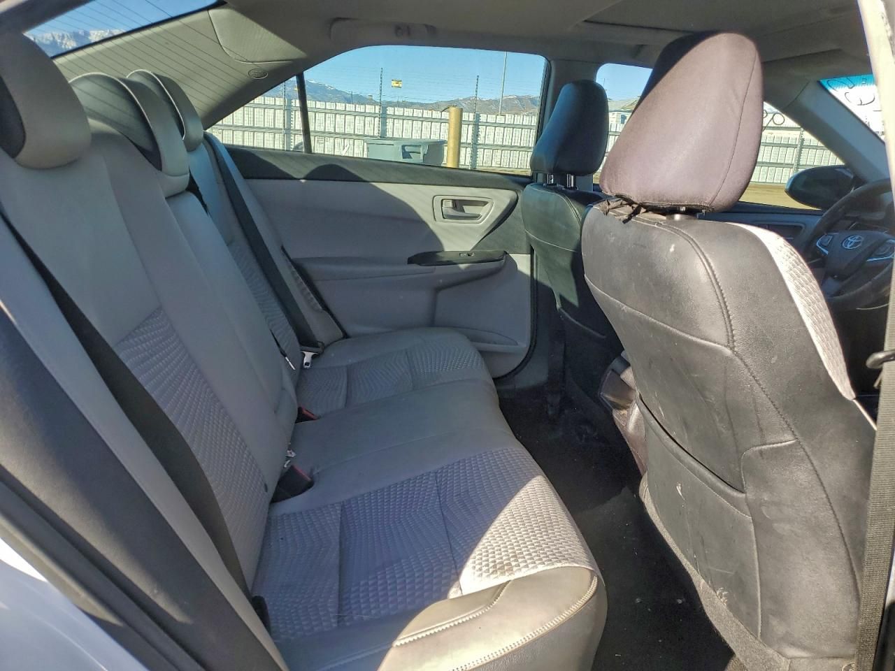 2015 Toyota Camry Hybrid