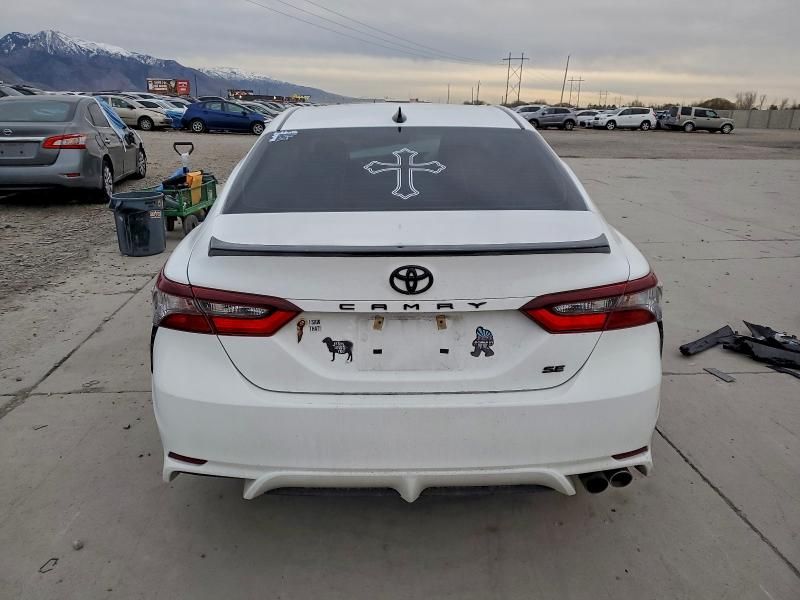 2022 Toyota Camry se