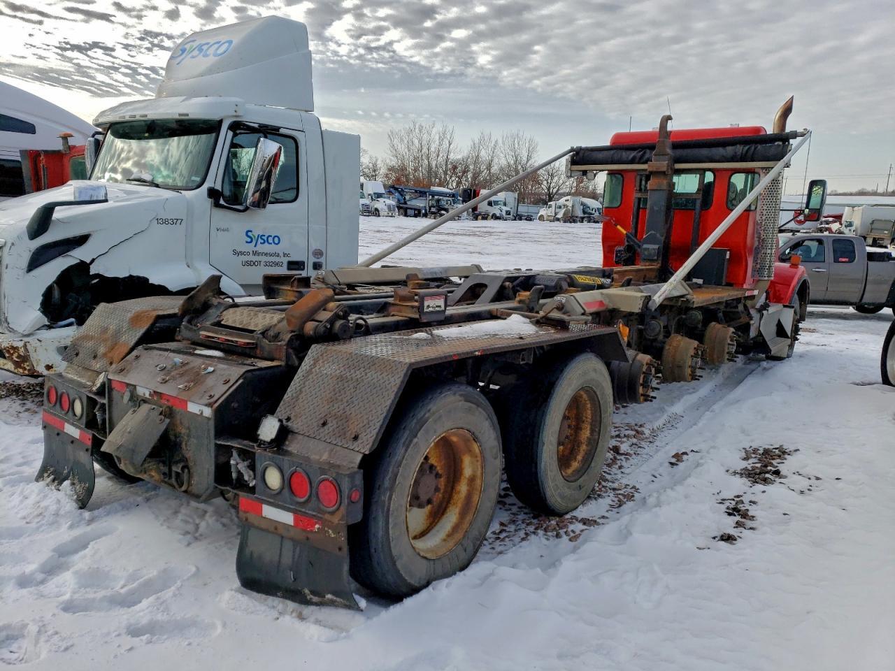 2012 Kenworth T800 ROLL-OFF Container Truck