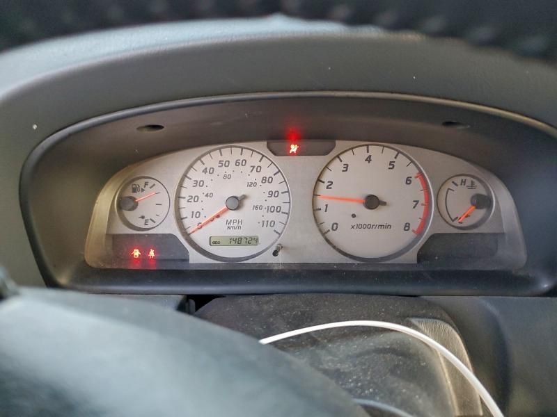 2001 Nissan Frontier Crew cab xe