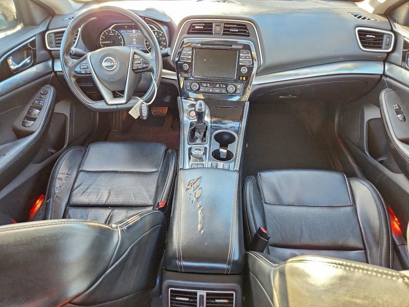 2023 Nissan Maxima sv