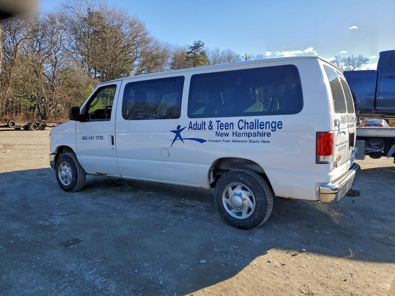 2014 Ford Econoline E350 Super Duty Wagon