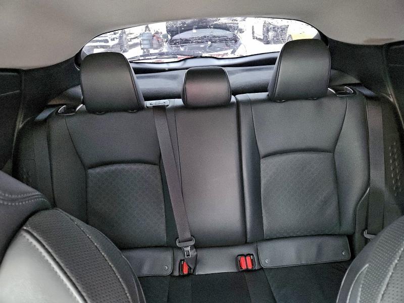 2022 Toyota C-hr xle