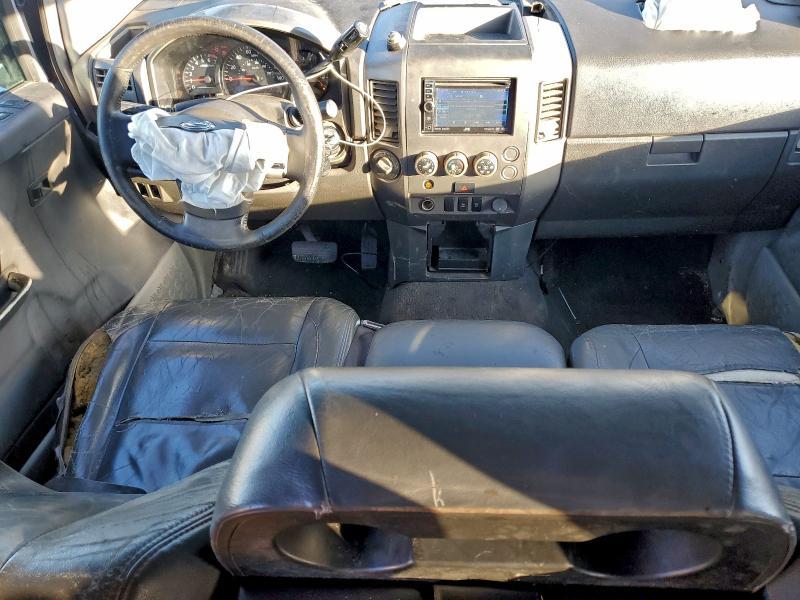 2024 Nissan Titan xe