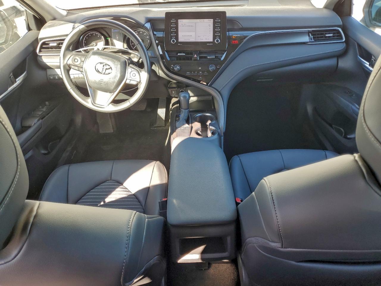 2024 Toyota Camry se Night Shade