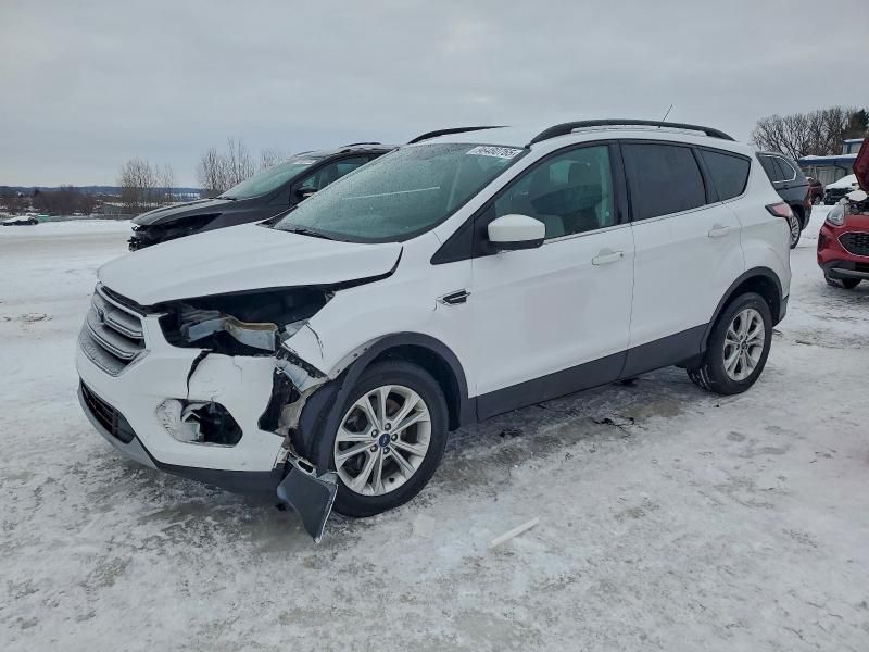 2018 Ford Escape se